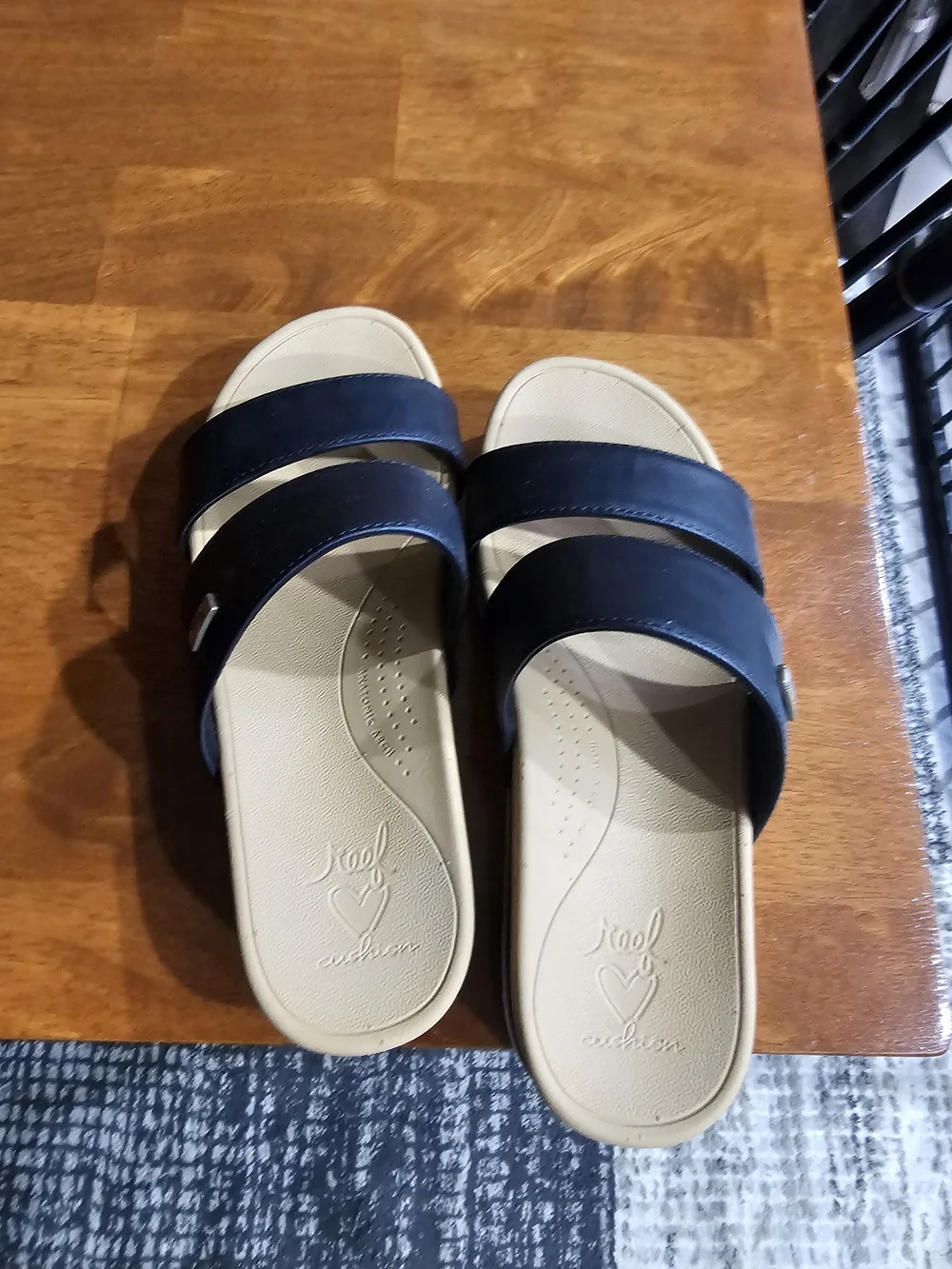 Reef omfort Slide Sandal - Black and Tan Womens Size 6
